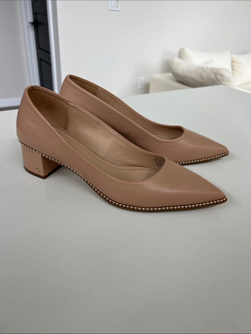 Coach willa light soft nude tan leather pointed toe pumps block heels 9